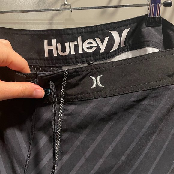 Hurley 34 Inch Black & Grey Stripe Board Shorts - Picture 3 of 11